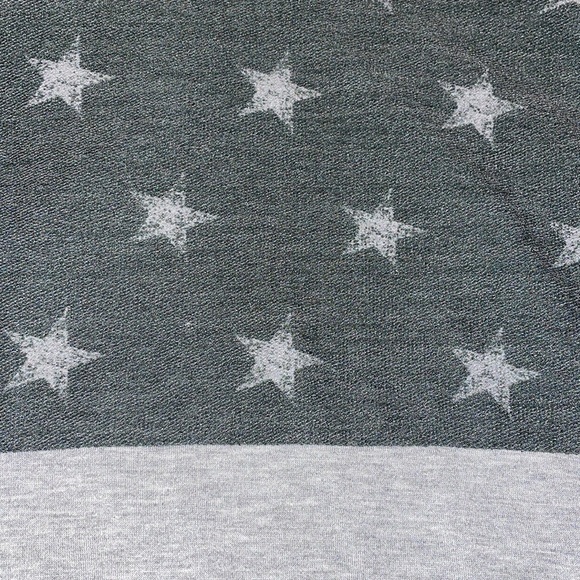EUC  - First Love - size medium - gray long sleeve T-shirt with stars - Picture 2 of 8